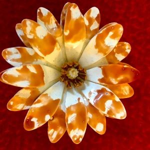 Vintage enamel flower pin